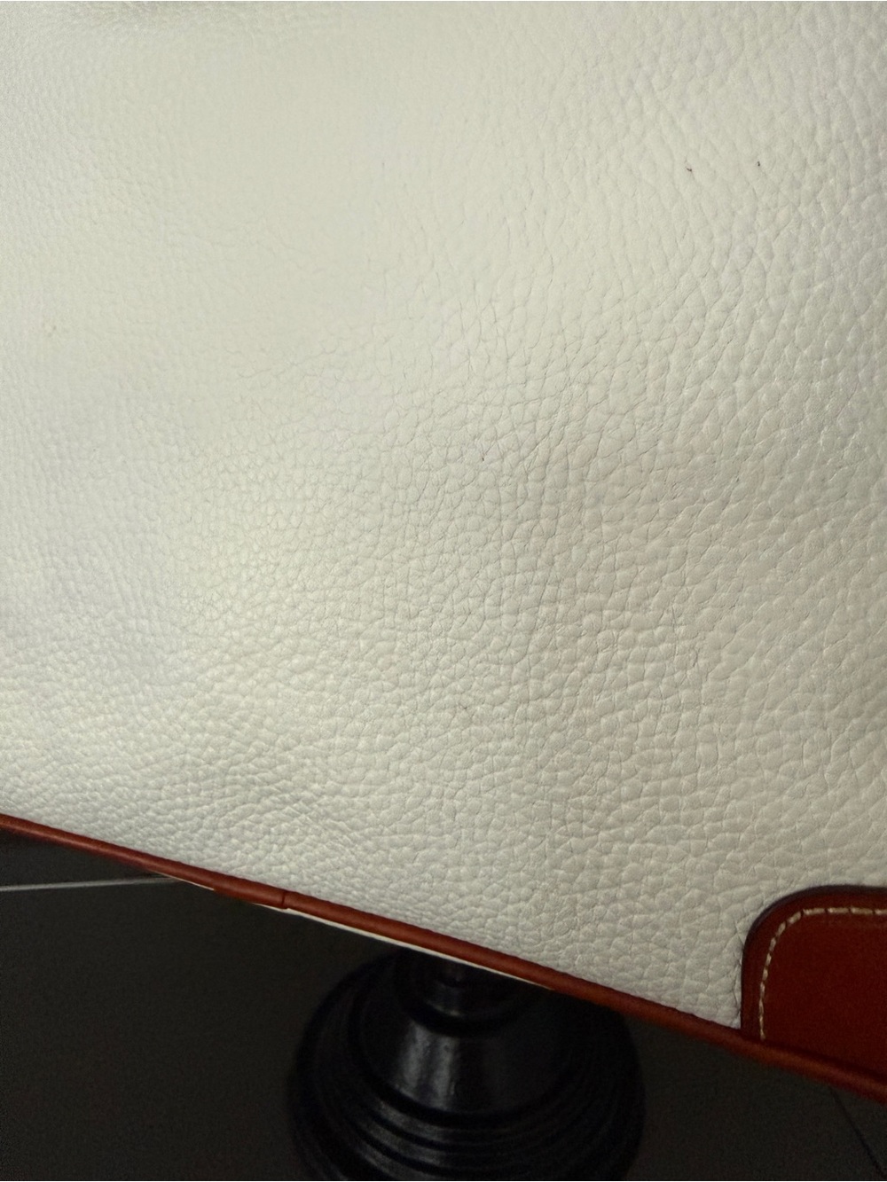 Dooney & Bourke Pebble Grain Hobo - Picture 15 of 16